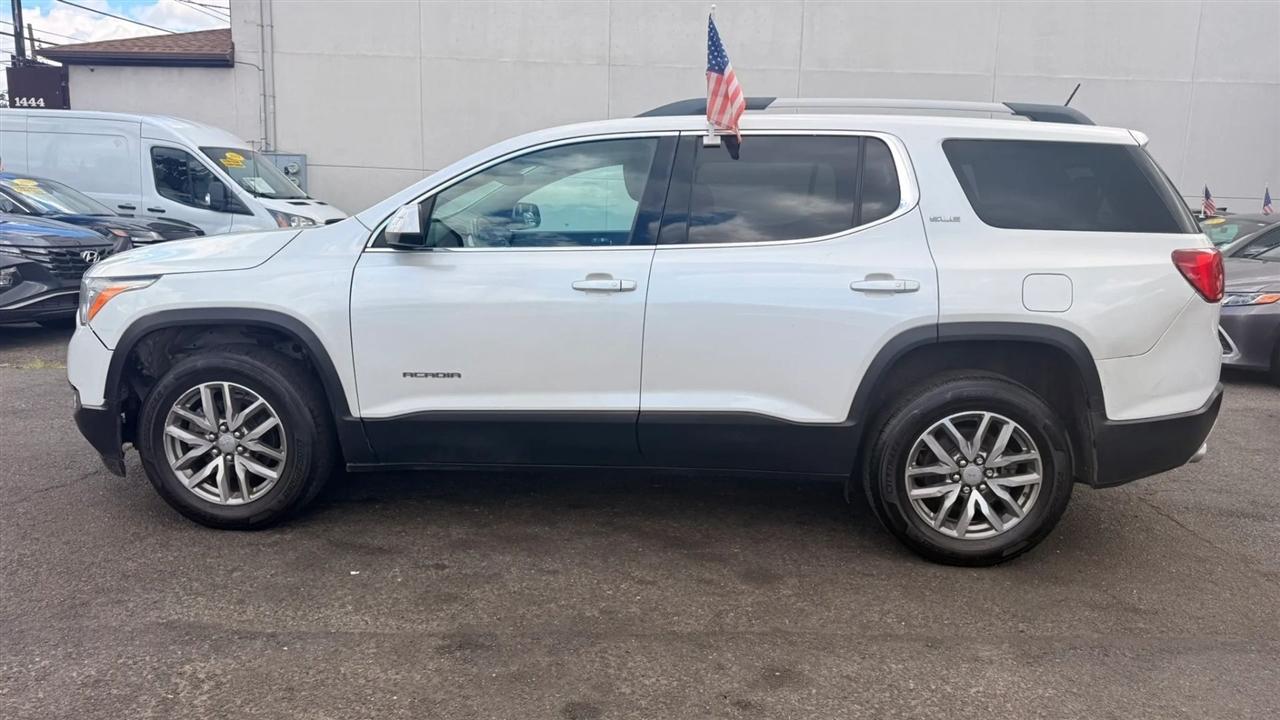 GMC Acadia SLE-2 AWD 2017