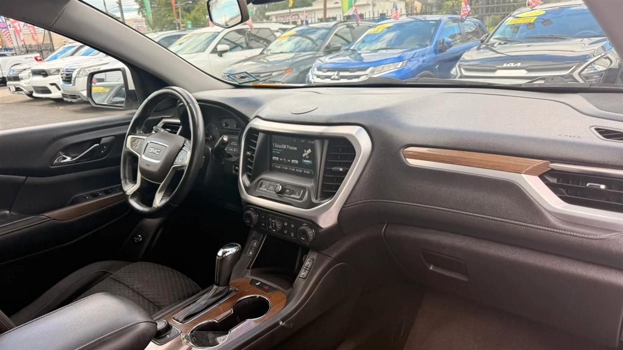 GMC Acadia SLE-2 AWD 2017