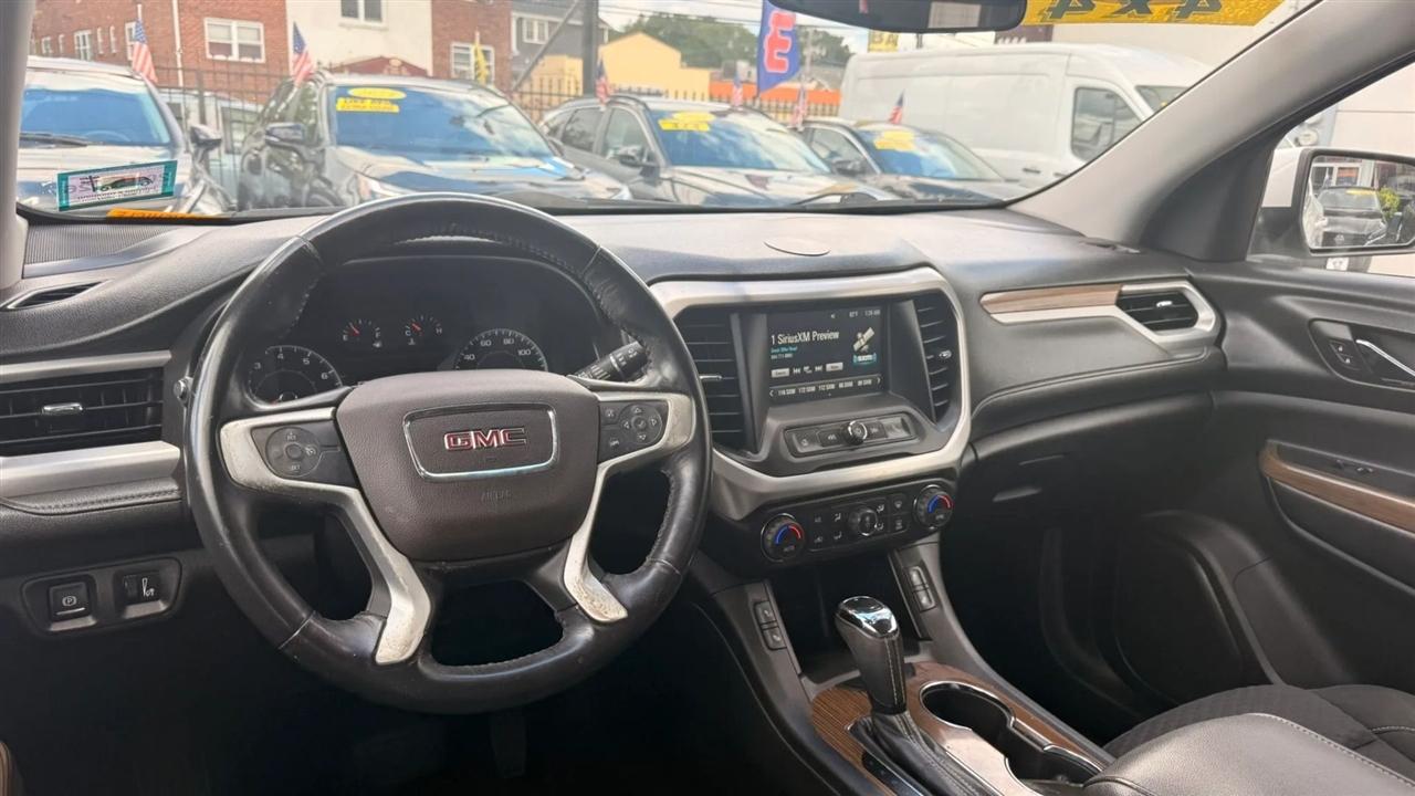GMC Acadia SLE-2 AWD 2017