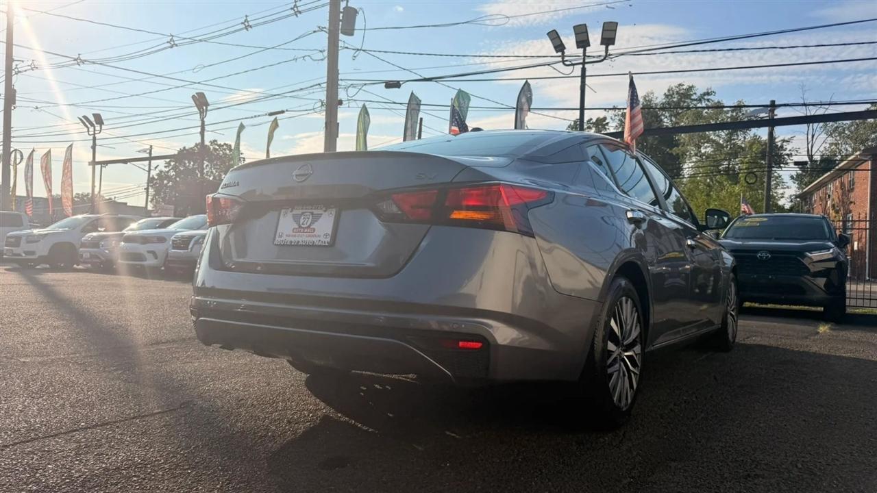 Nissan Altima 2.5 SV 2023