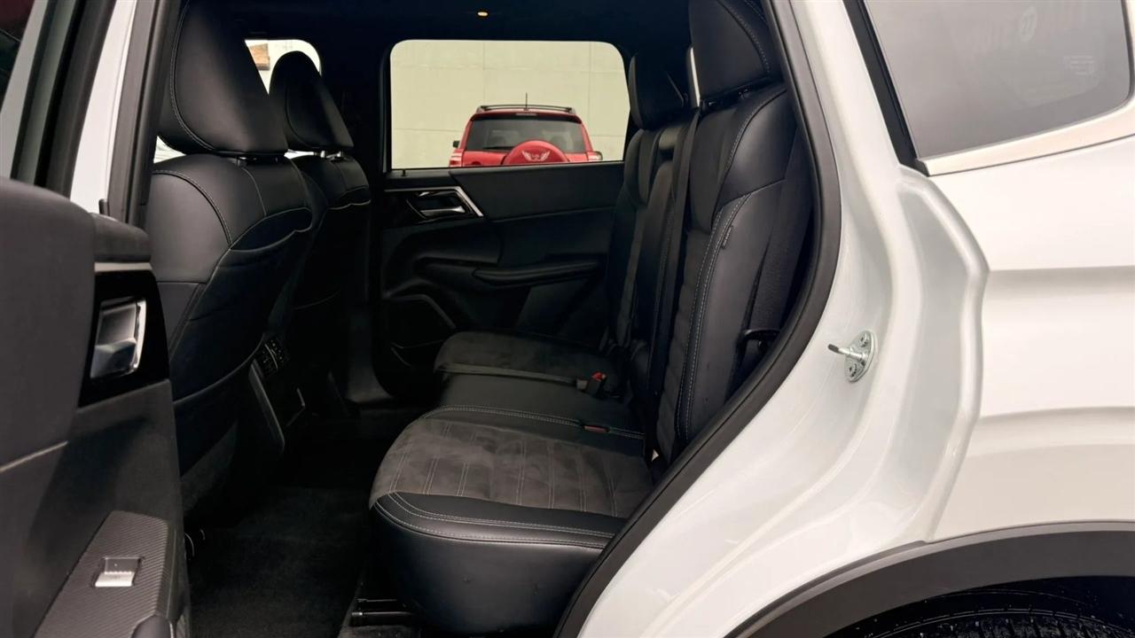 Mitsubishi Outlander SE 4WD 2024