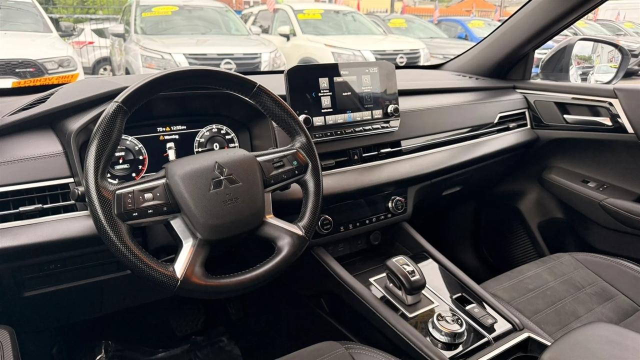 Mitsubishi Outlander SE 4WD 2024