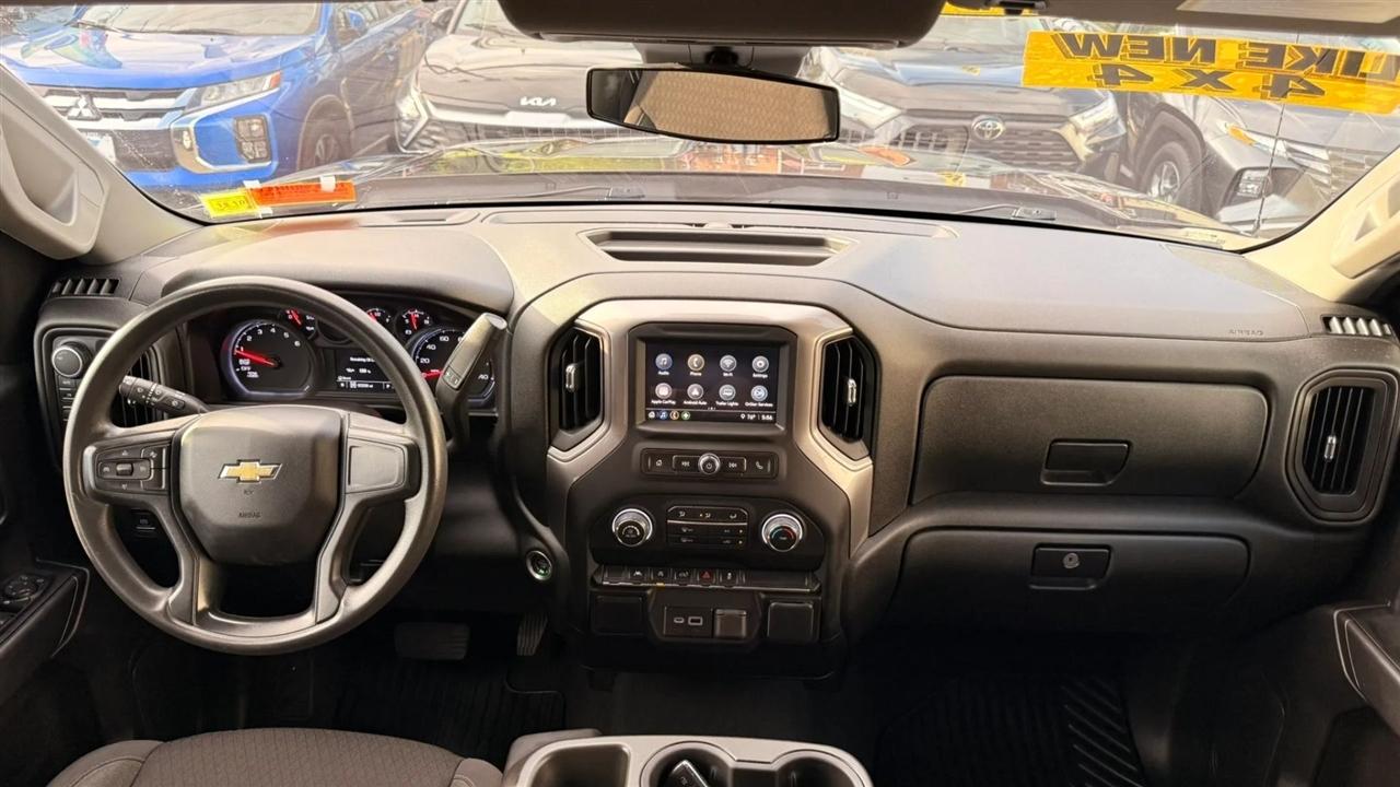 Chevrolet Silverado 1500 Custom Crew Cab 4WD 2022