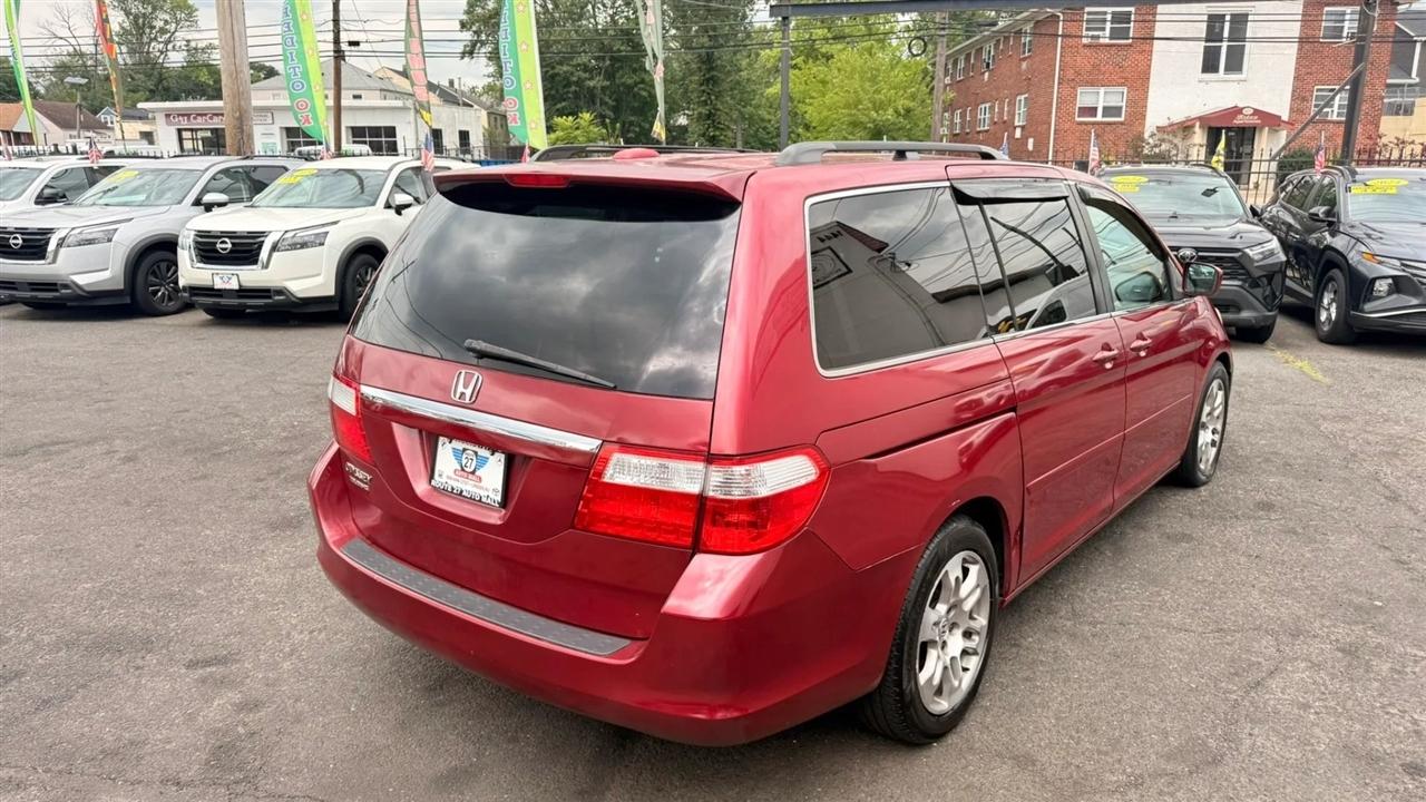 Honda Odyssey Touring w/DVD 2006