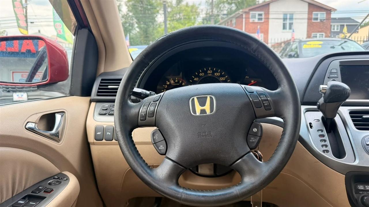 Honda Odyssey Touring w/DVD 2006