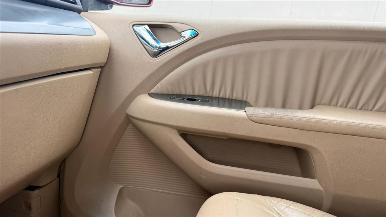 Honda Odyssey Touring w/DVD 2006