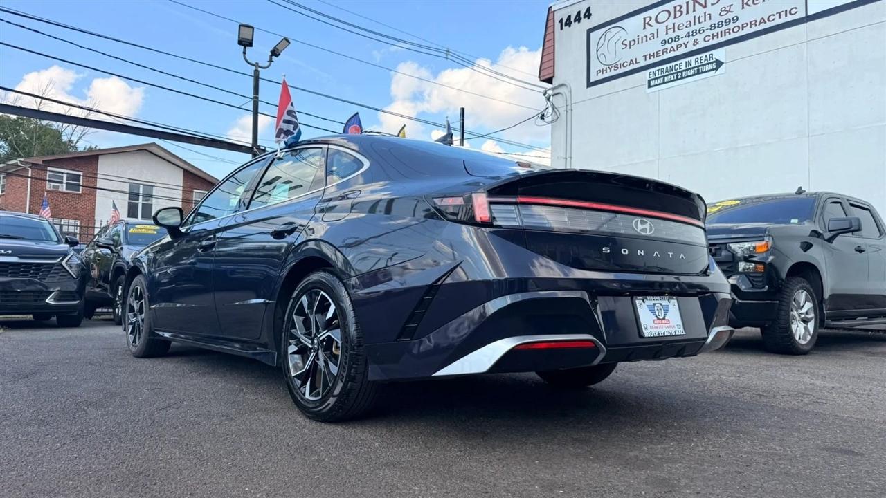Hyundai Sonata SEL 2024