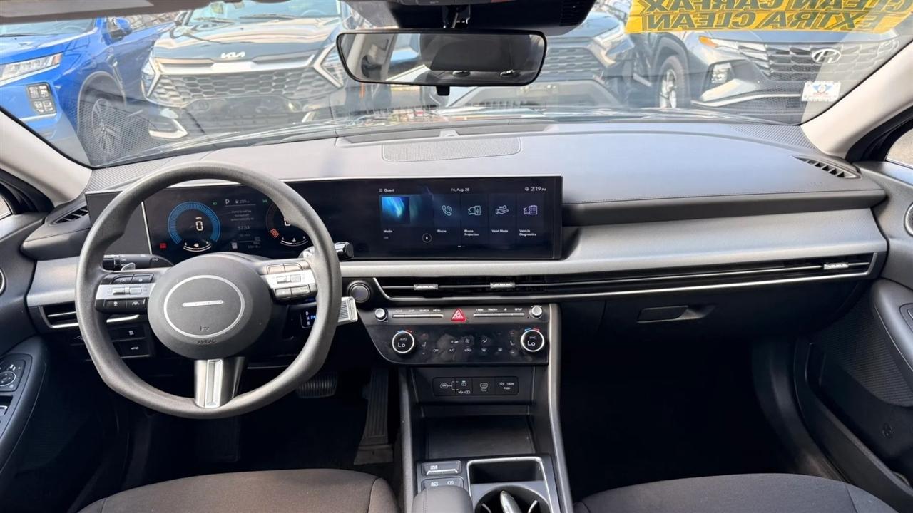 Hyundai Sonata SEL 2024