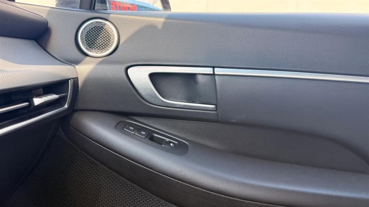 Hyundai Sonata SEL 2024