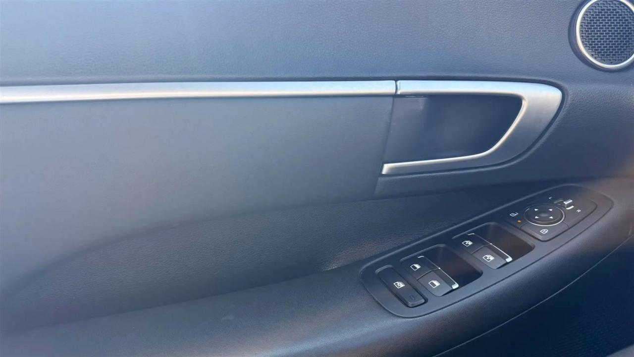 Hyundai Sonata SEL 2024