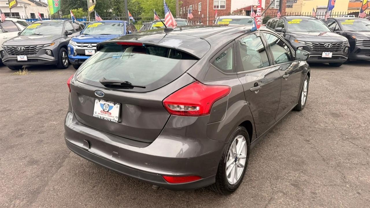 Ford Focus SE Hatch 2016