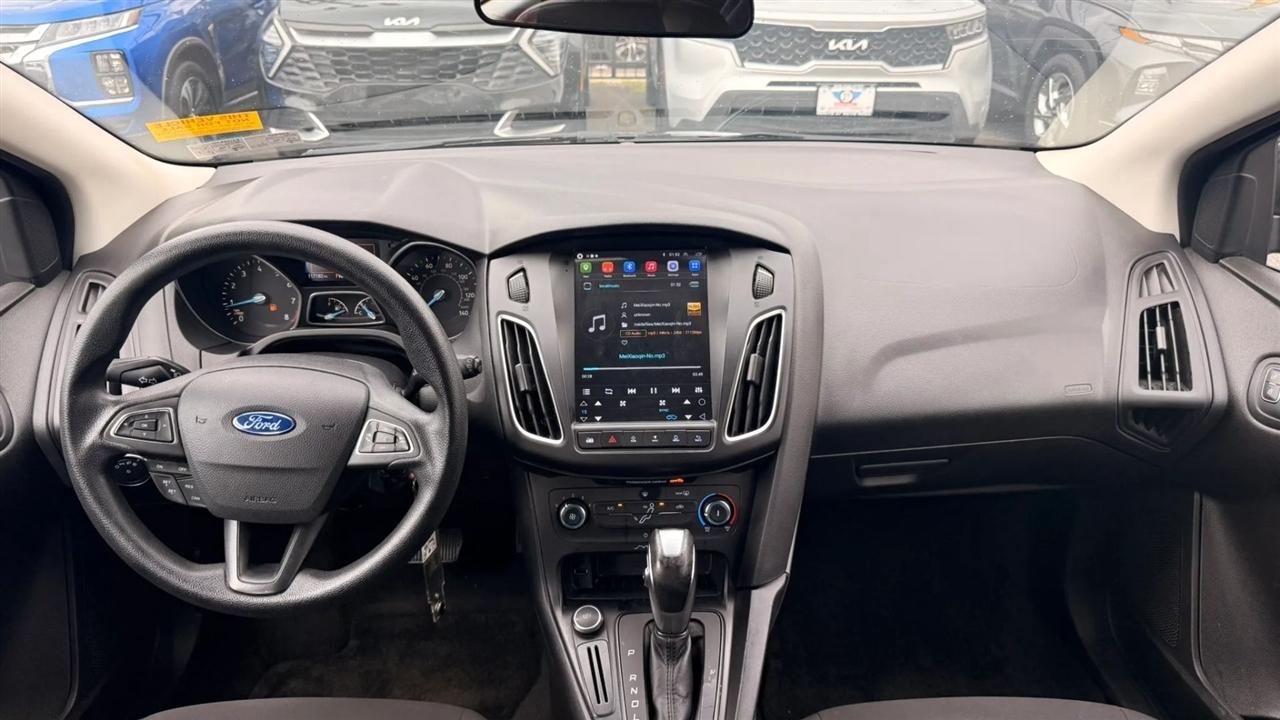 Ford Focus SE Hatch 2016