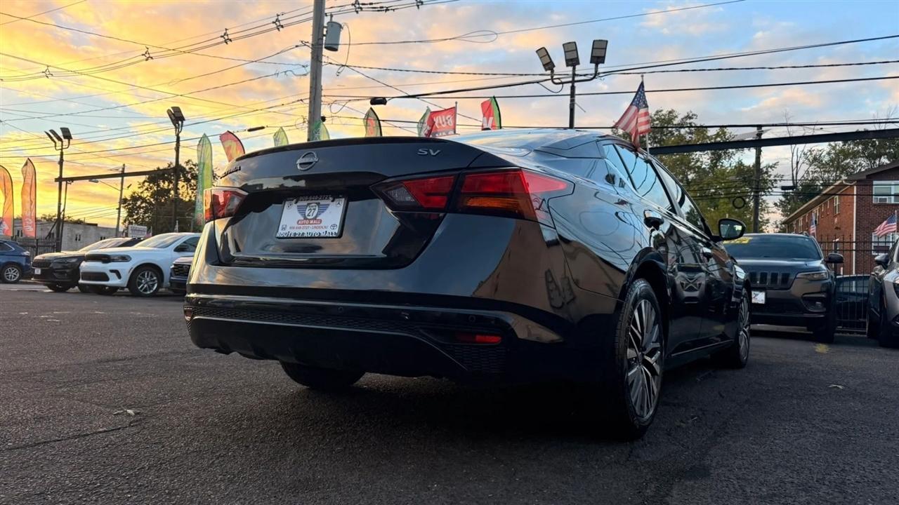 Nissan Altima 2.5 SV 2024