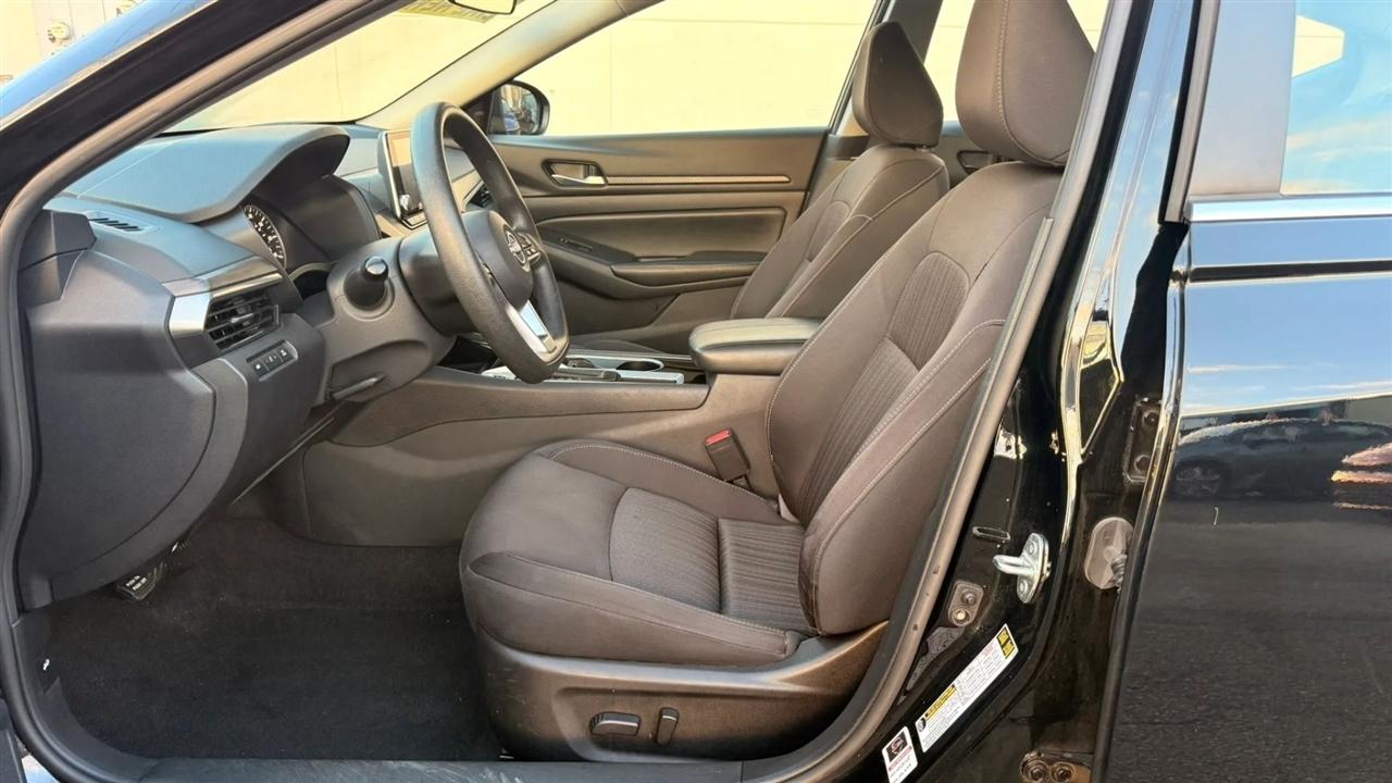Nissan Altima 2.5 SV 2024