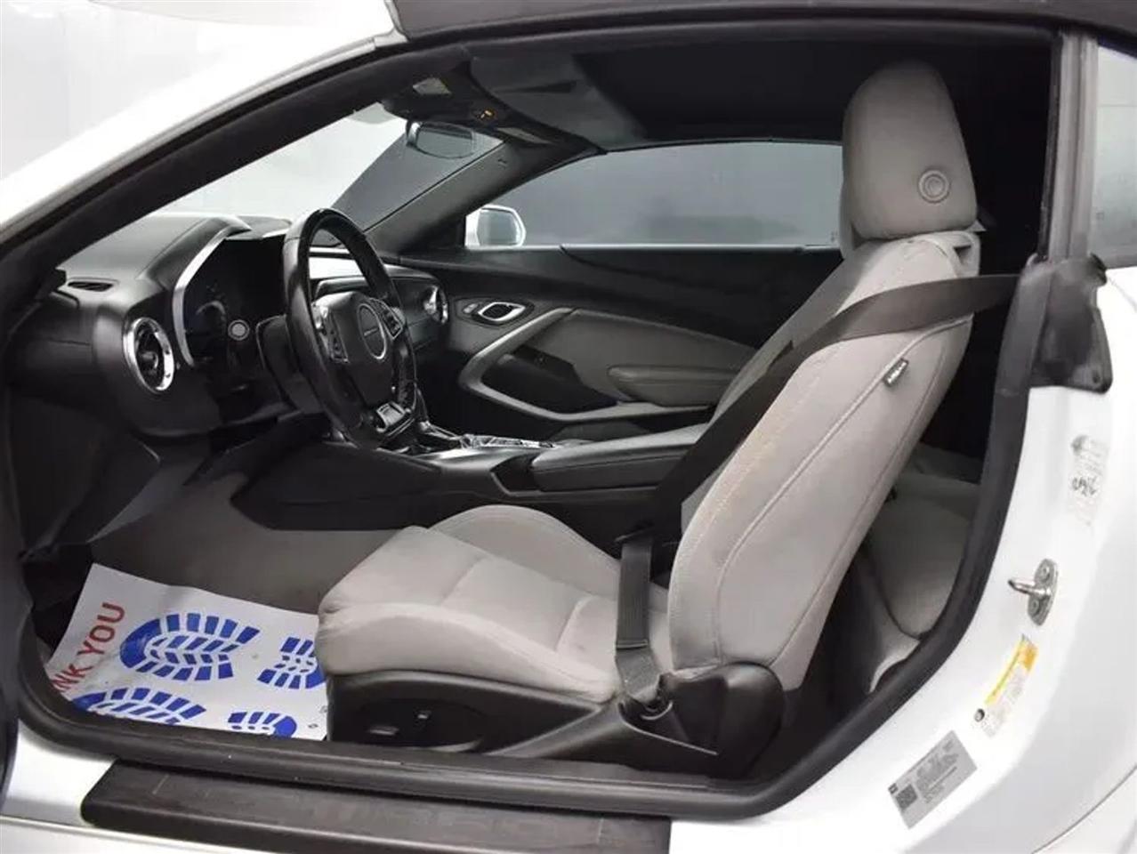 Chevrolet Camaro 1LT Convertible 8A 2023