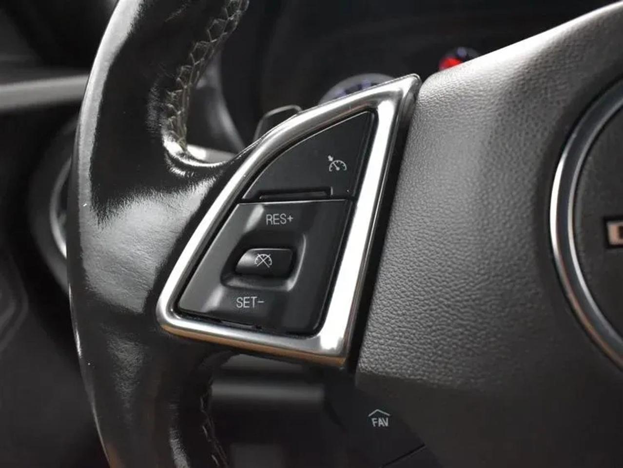 Chevrolet Camaro 1LT Convertible 8A 2023