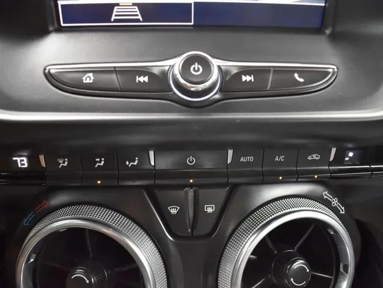 Chevrolet Camaro 1LT Convertible 8A 2023