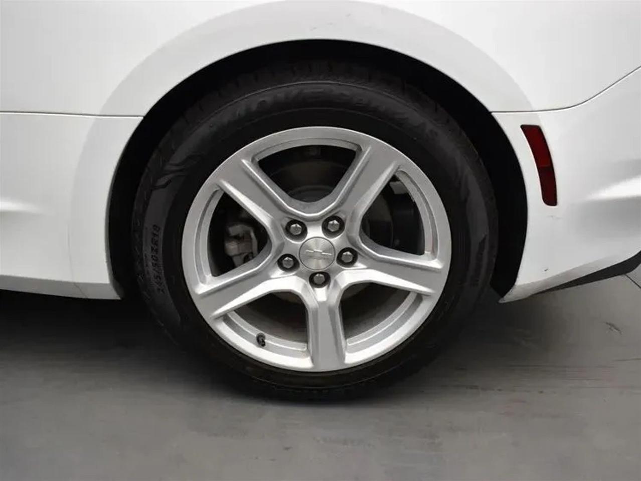 Chevrolet Camaro 1LT Convertible 8A 2023