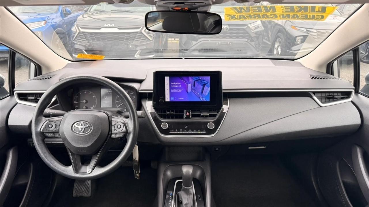 Toyota Corolla LE 2024
