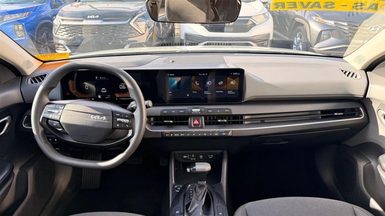 Kia K4 LXS 2025