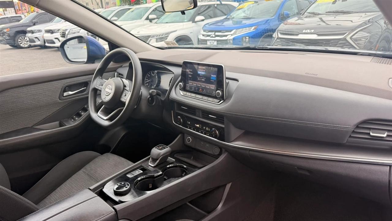 Nissan Rogue SV AWD 2023