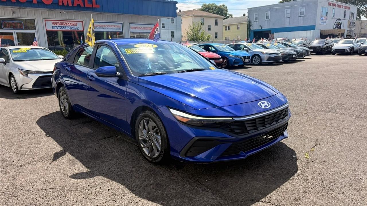 Hyundai Elantra SEL 2024