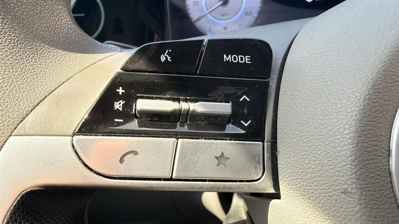 Hyundai Elantra SEL 2024