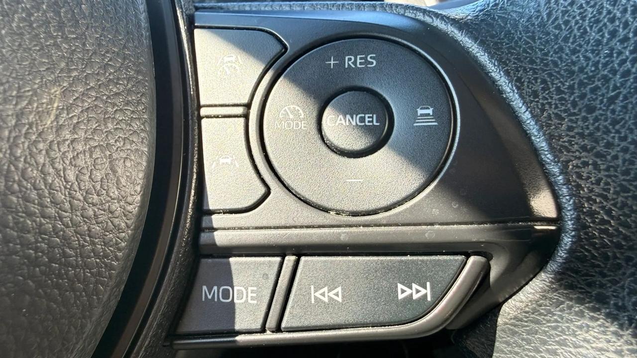 Toyota Corolla LE 2024