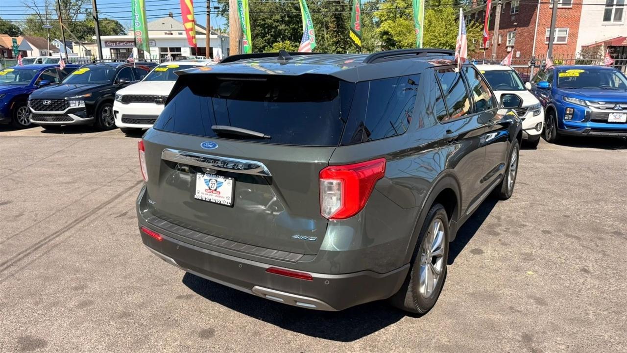 Ford Explorer XLT AWD 2023