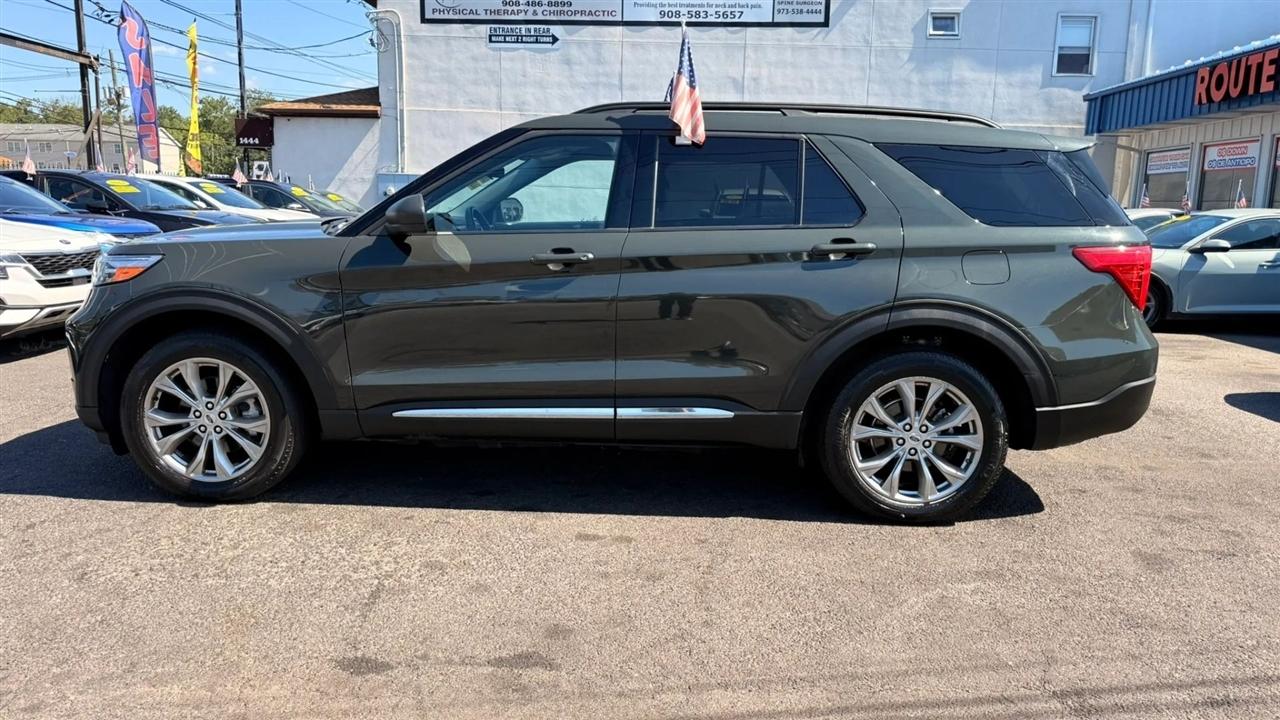 Ford Explorer XLT AWD 2023