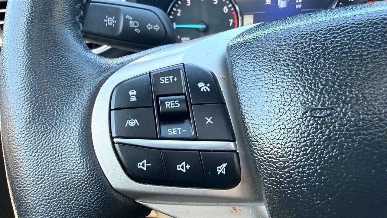 Ford Explorer XLT AWD 2023