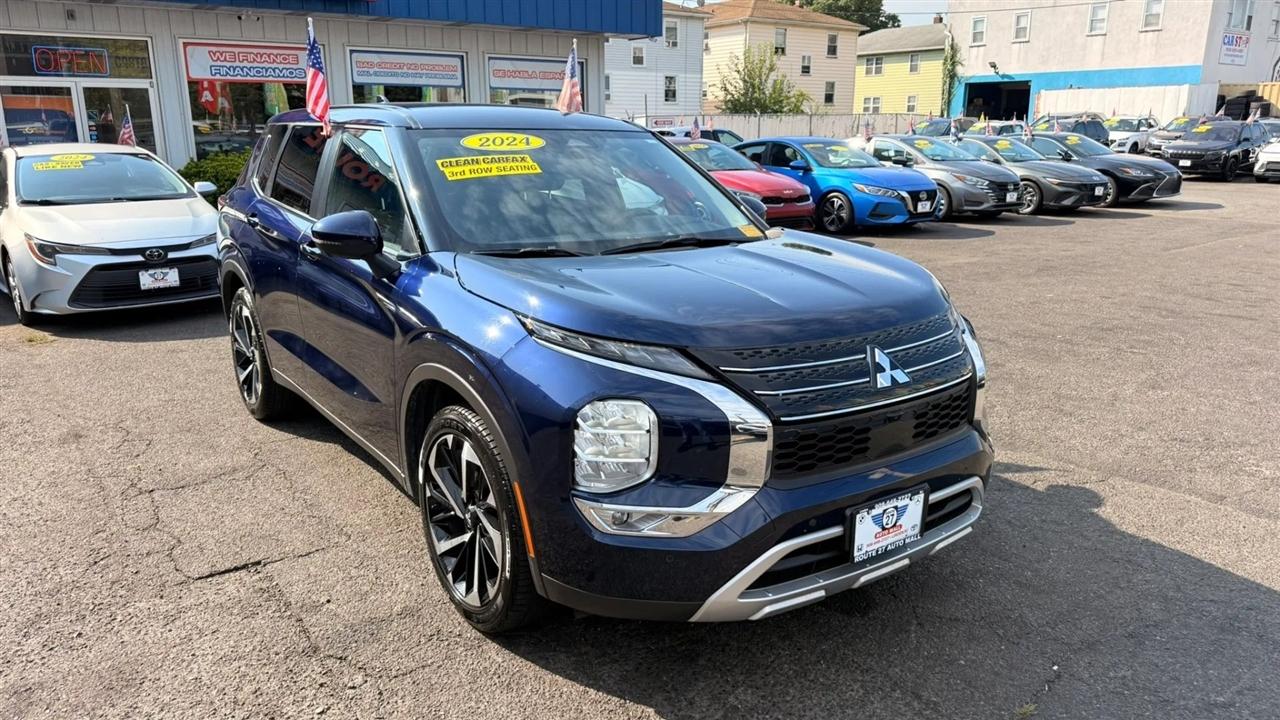 Mitsubishi Outlander SE 2WD 2024