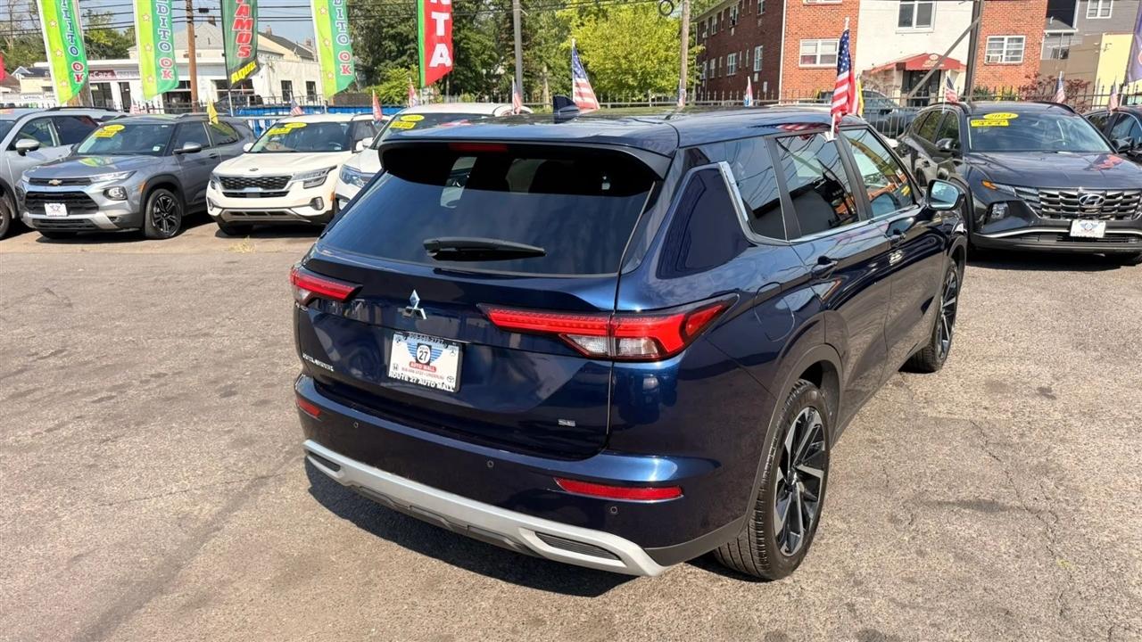 Mitsubishi Outlander SE 2WD 2024