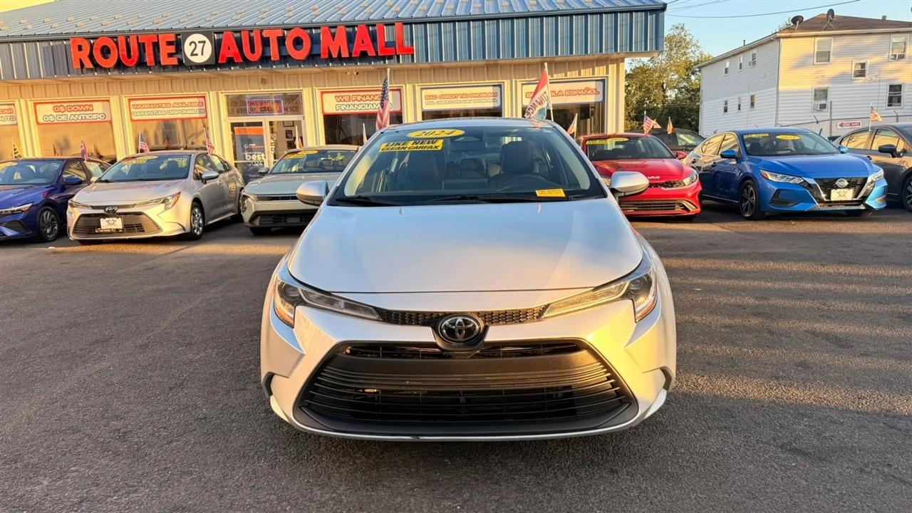 Toyota Corolla LE 2024