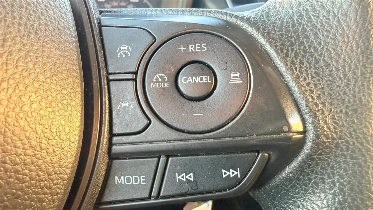 Toyota Corolla LE 2024