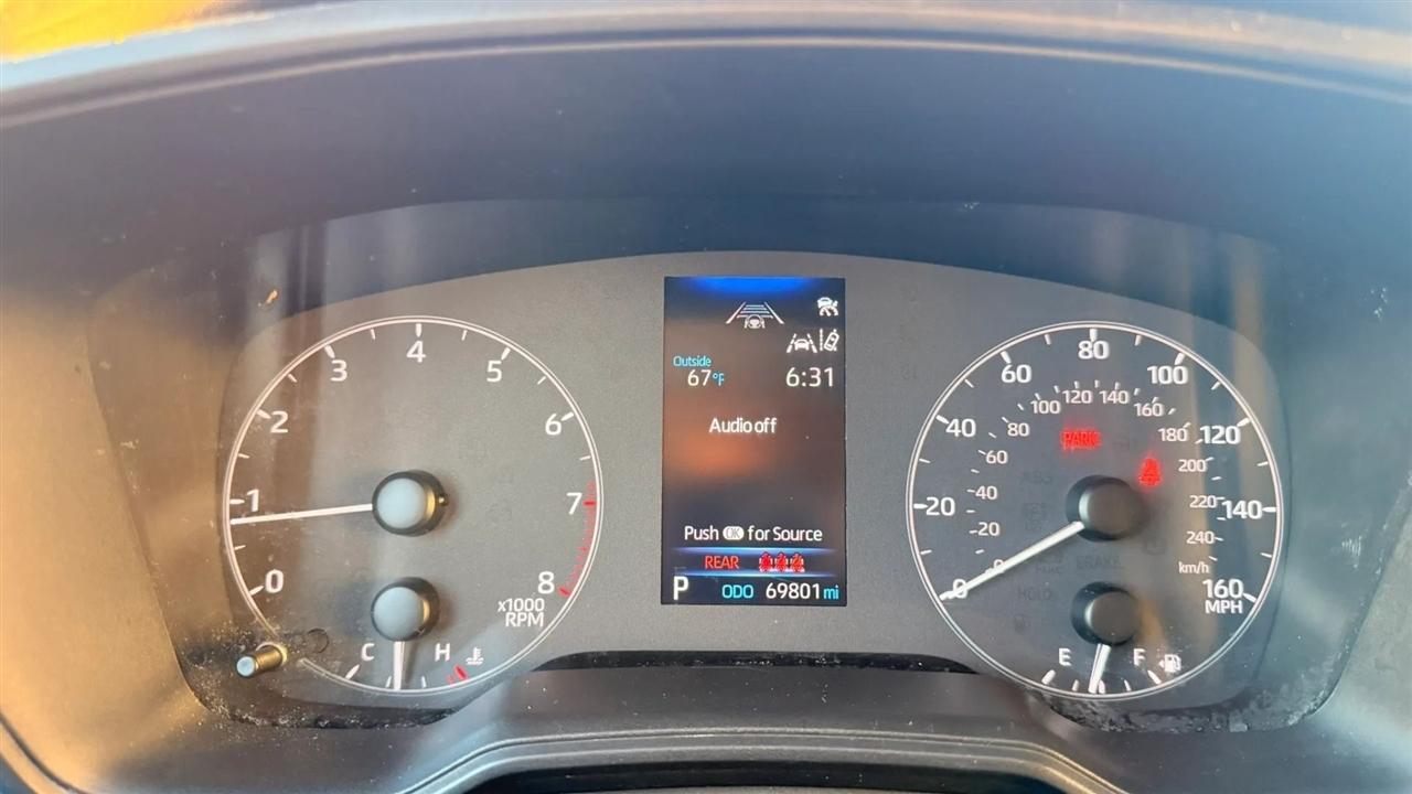 Toyota Corolla LE 2024