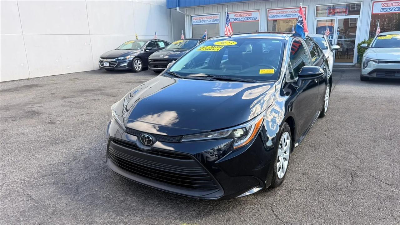 Toyota Corolla LE 2023