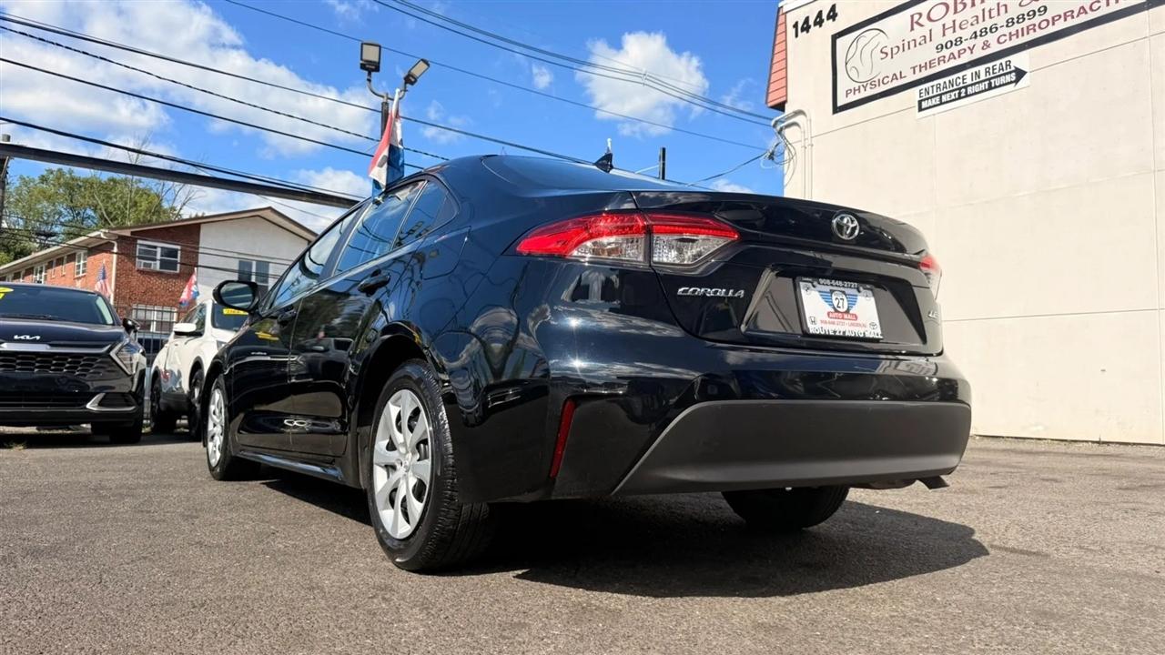 Toyota Corolla LE 2023