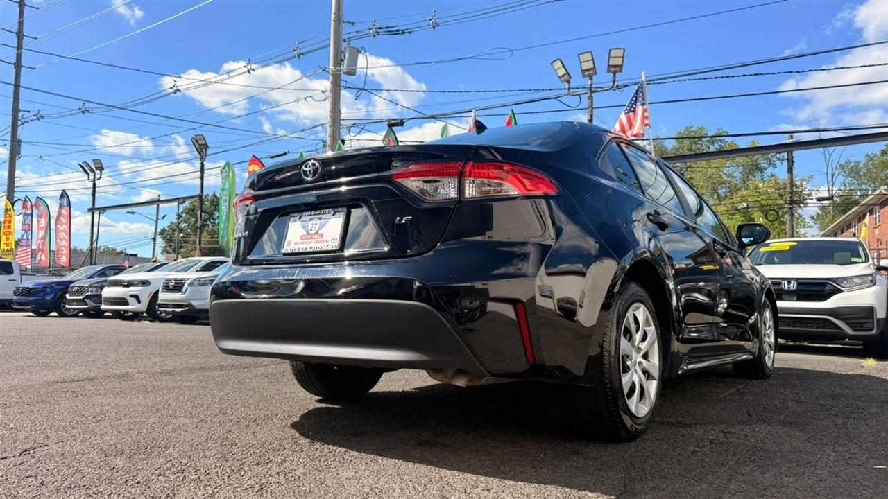 Toyota Corolla LE 2023