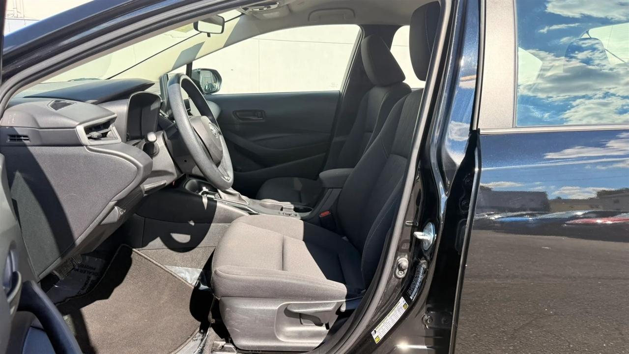 Toyota Corolla LE 2023