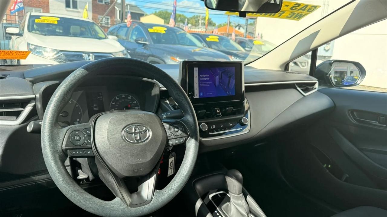 Toyota Corolla LE 2023