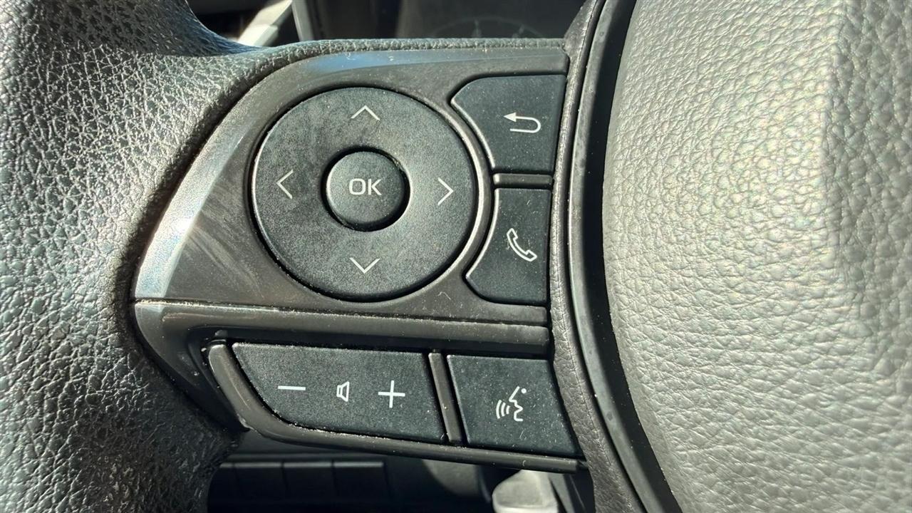 Toyota Corolla LE 2023