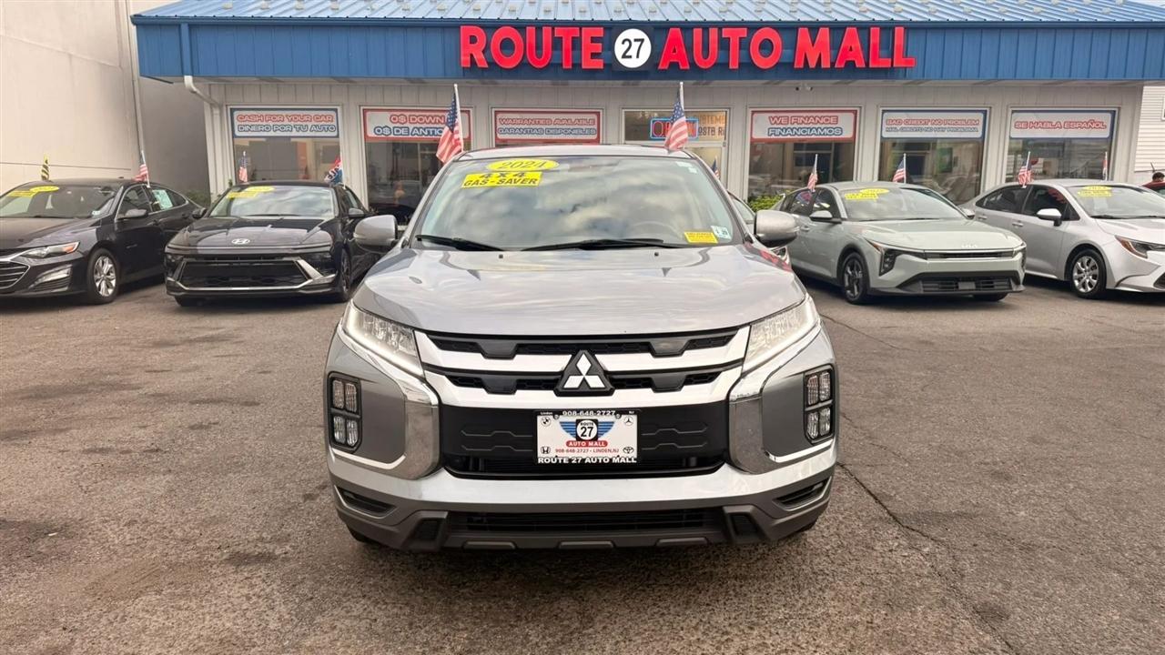 Mitsubishi Outlander Sport 2.0 ES 4WD 2024