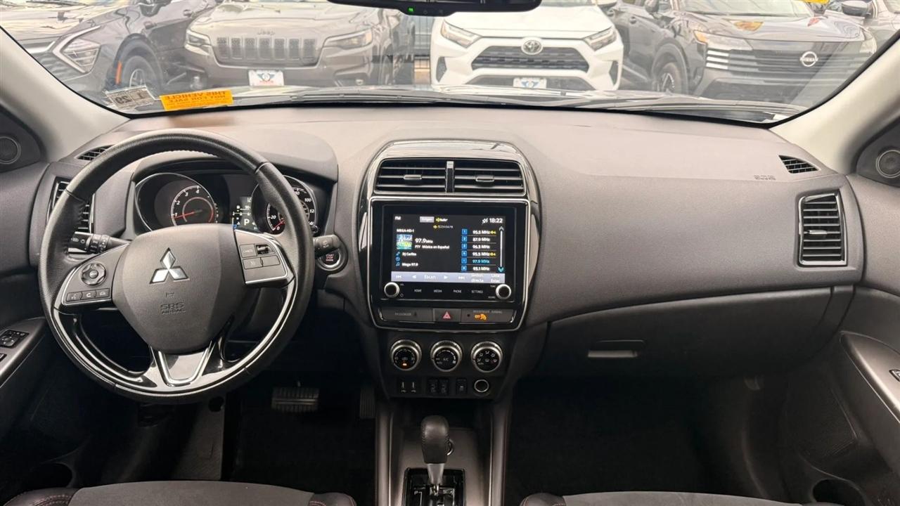 Mitsubishi Outlander Sport 2.0 ES 4WD 2024