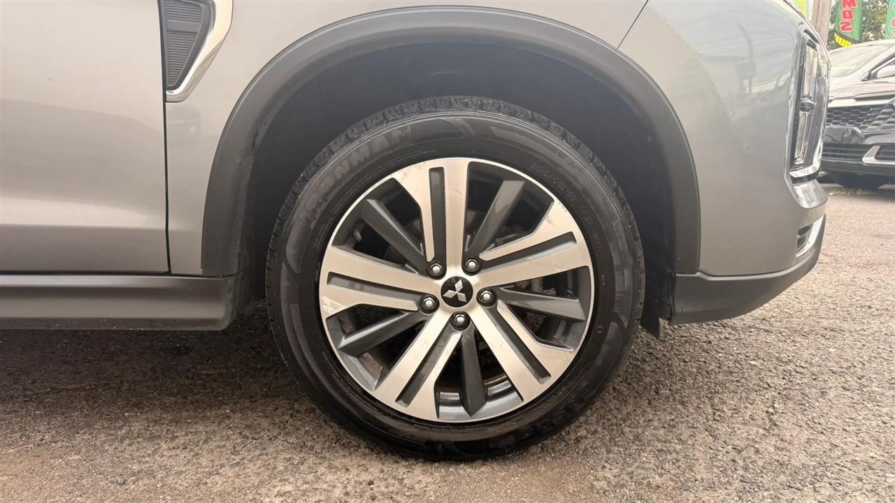 Mitsubishi Outlander Sport 2.0 ES 4WD 2024