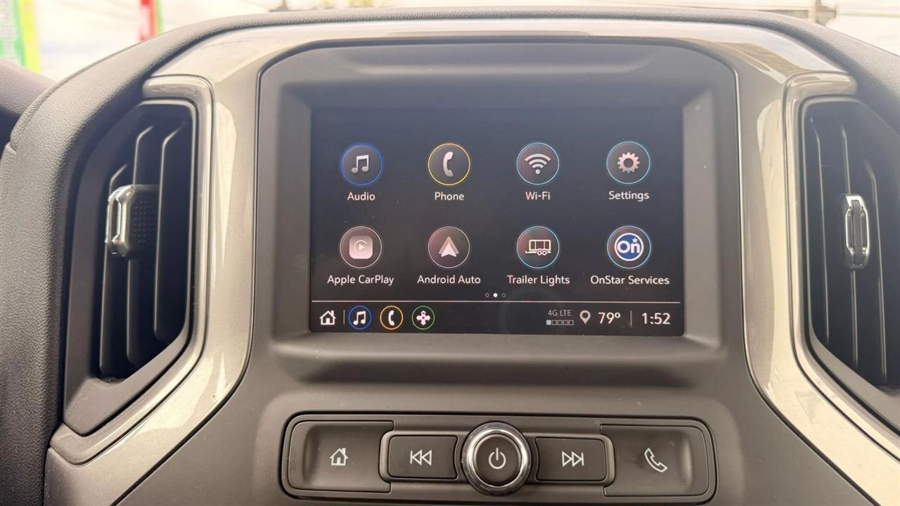Chevrolet Silverado 1500 Custom Crew Cab 4WD 2023