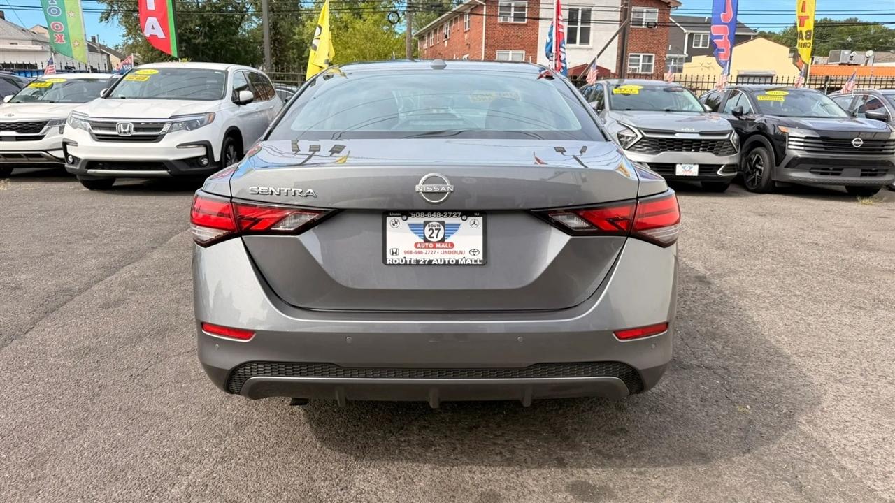 Nissan Sentra SV 2025