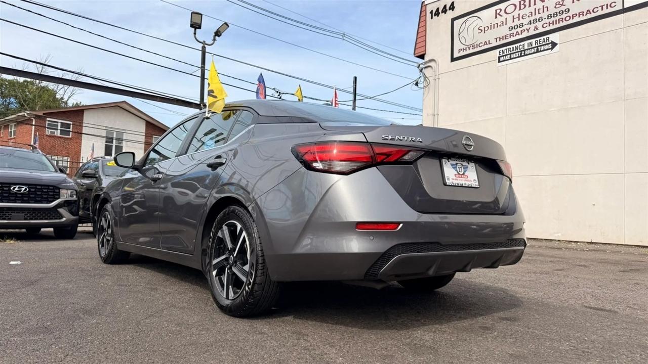 Nissan Sentra SV 2025