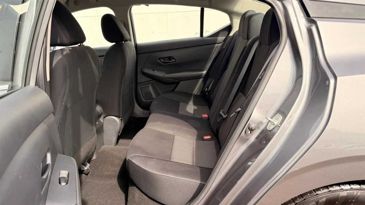 Nissan Sentra SV 2025