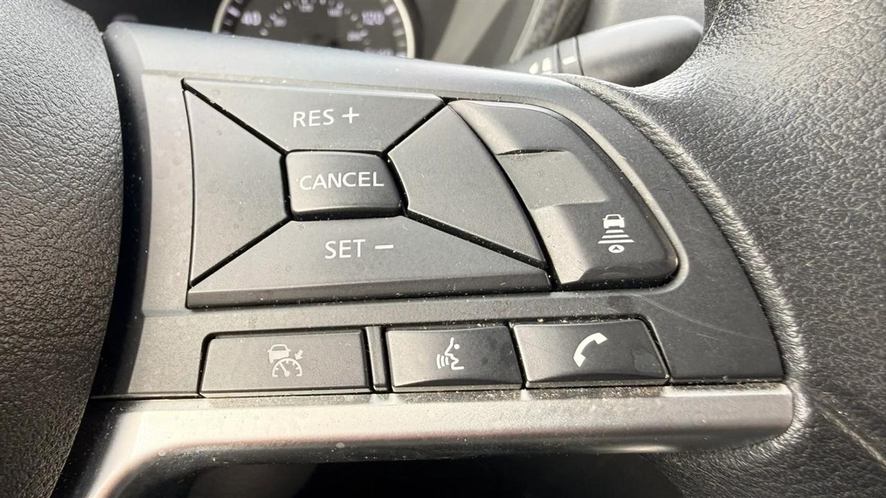 Nissan Sentra SV 2025